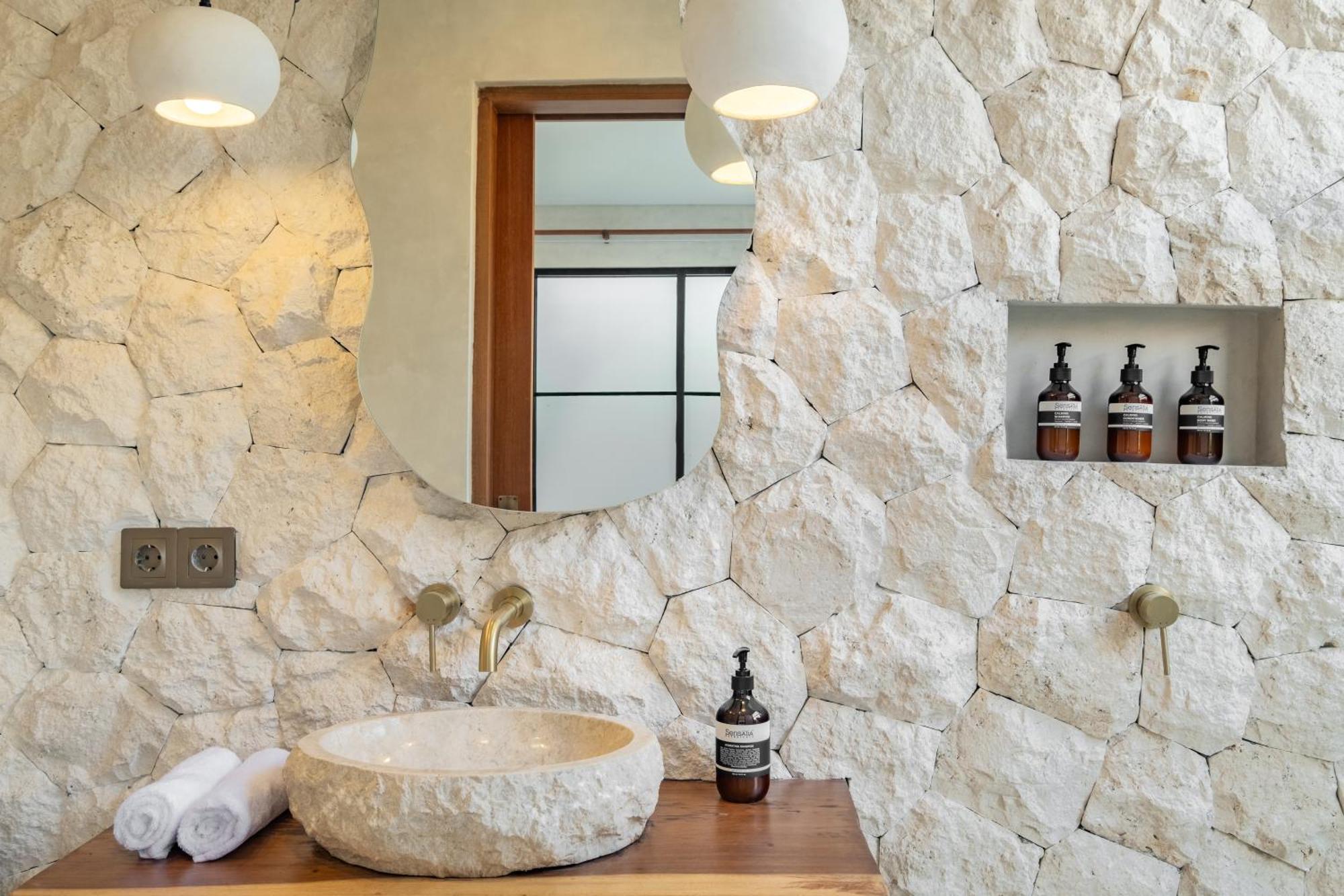 Alma Bingin Boutique Hotel Uluwatu Δωμάτιο φωτογραφία